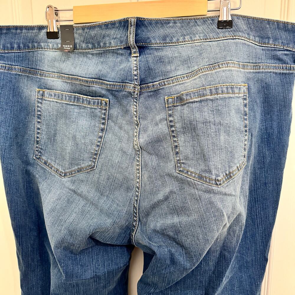 NWT Torrid Loose Cannon Clean Perfect Super Flare  Stretch Women’s 20 Short - Picture 4 of 12